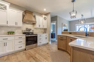 2739 Highclere Dr, Eau Claire, WI 54703 - Photo 13