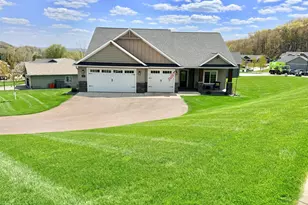2739 Highclere Dr, Eau Claire, WI 54703 - Photo 45