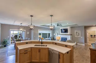 2739 Highclere Dr, Eau Claire, WI 54703 - Photo 17