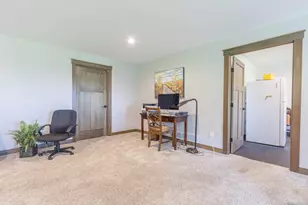 2739 Highclere Dr, Eau Claire, WI 54703 - Photo 33