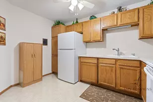 8025 Xerxes Ave S, Bloomington, MN 55431 - Photo 7