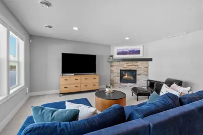 7529 Urbandale Lane N, Maple Grove, MN 55311 - Photo 37