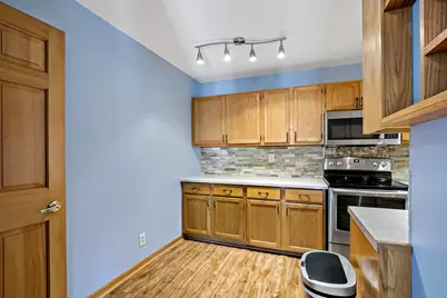 1224 Landmark Trail S, Hopkins, MN 55343 - Photo 7