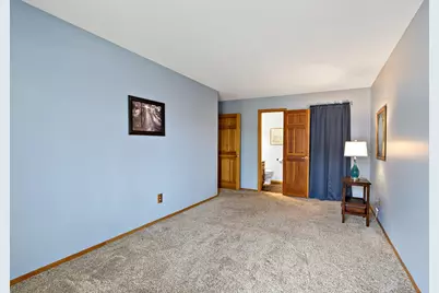 1224 Landmark Trail S, Hopkins, MN 55343 - Photo 15