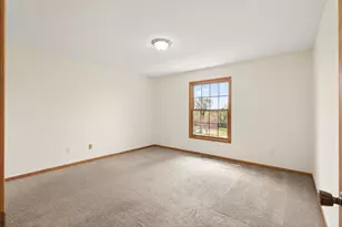 8143 Curtis Ln, Eden Prairie, MN 55347 - Photo 23
