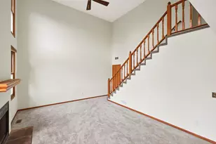 8143 Curtis Ln, Eden Prairie, MN 55347 - Photo 7