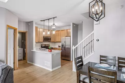 17679 Hackberry Court, Eden Prairie, MN 55347 - Photo 5
