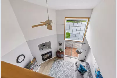 17679 Hackberry Court, Eden Prairie, MN 55347 - Photo 3