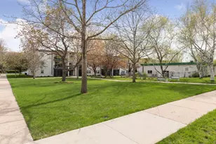2710 Dale St N, Roseville, MN 55113 - Photo 39