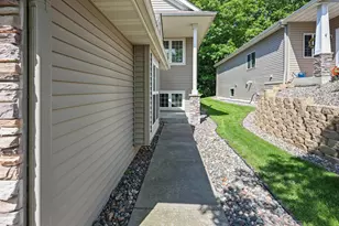 6030 Boulder Ridge Dr, Rockford, MN 55373 - Photo 3