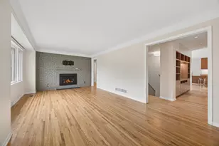 419 Tyler Ave S, Edina, MN 55343 - Photo 3