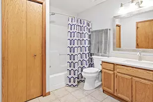 1958 Glenfield Ct, Eagan, MN 55122 - Photo 27