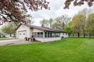 2208 Clare Dr, North Mankato, MN 56003 - Photo 23