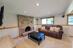 1648 Hickory Ln, Eagan, MN 55122 - Photo 19
