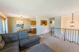 1648 Hickory Ln, Eagan, MN 55122 - Photo 9
