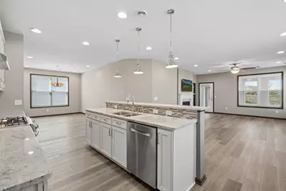 7417 Shadyview Lane N, Maple Grove, MN 55311 - Photo 9