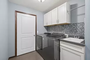 7417 Shadyview Ln N, Maple Grove, MN 55311 - Photo 25