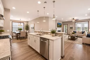 7417 Shadyview Ln N, Maple Grove, MN 55311 - Photo 9