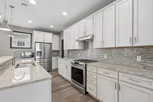 7417 Shadyview Ln N, Maple Grove, MN 55311 - Photo 7