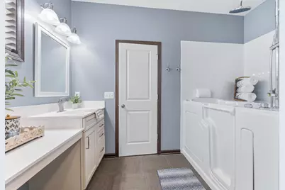 7417 Shadyview Lane N, Maple Grove, MN 55311 - Photo 19