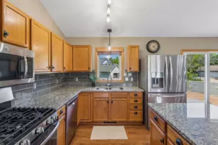 815 Quail Run, Waconia, MN 55387 - Photo 9