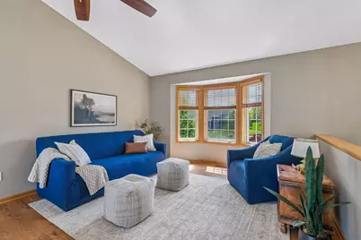 815 Quail Run, Waconia, MN 55387 - Photo 3