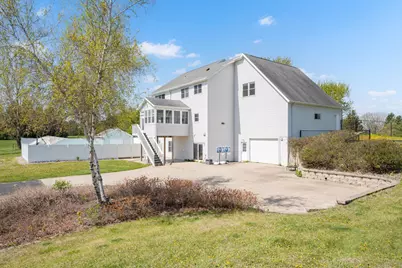 1653 Bear Meadow Lane SE, Rochester, MN 55904 - Photo 5