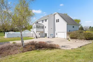 1653 Bear Meadow Ln SE, Rochester, MN 55904 - Photo 5