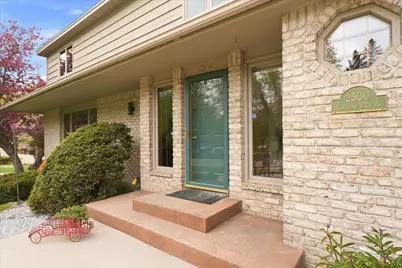 2500 Highland View Avenue S, Burnsville, MN 55337 - Photo 3