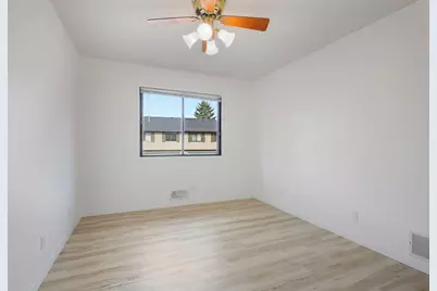 9205 Dartford Road, Woodbury, MN 55125 - Photo 29