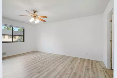 9205 Dartford Road, Woodbury, MN 55125 - Photo 25
