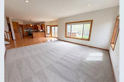 3072 Nottingham Road S, Saint Cloud, MN 56301 - Photo 3