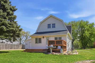 27090 540th Avenue, Lansing, MN 55950 - Photo 1