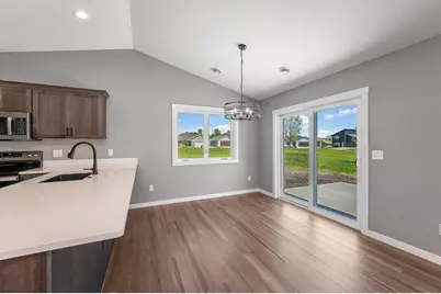 121 Copper Village Circle, Mankato, MN 56001 - Photo 15