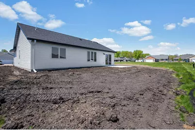 121 Copper Village Circle, Mankato, MN 56001 - Photo 7