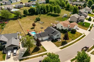 657 S Pointe Ct SW, Rochester, MN 55902 - Photo 37