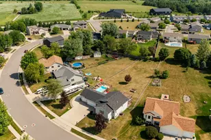 657 S Pointe Ct SW, Rochester, MN 55902 - Photo 39