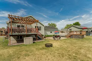 657 S Pointe Ct SW, Rochester, MN 55902 - Photo 29