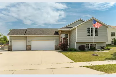 657 S Pointe Court SW, Rochester, MN 55902 - Photo 1