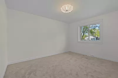 4413 Bramblewood Avenue, Vadnais Heights, MN 55127 - Photo 21