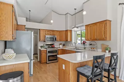 10072 205th Court W, Lakeville, MN 55044 - Photo 9