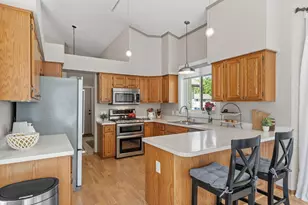 10072 205th Ct W, Lakeville, MN 55044 - Photo 9