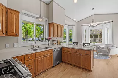 10072 205th Court W, Lakeville, MN 55044 - Photo 5