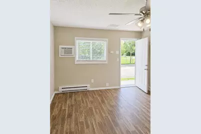 1205 S Sibley Avenue, Litchfield, MN 55355 - Photo 1
