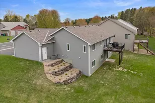 8572 Woodridge Trail, Chisago City, MN 55013 - Photo 57