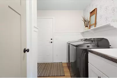 8572 Woodridge Trl, Chisago City, MN 55013 - Photo 21