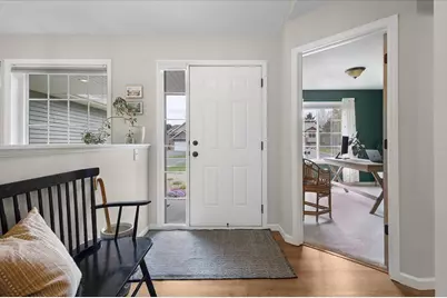 8572 Woodridge Trl, Chisago City, MN 55013 - Photo 3