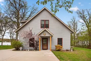 20567 Scott Dr, Pine City, MN 55063 - Photo 7