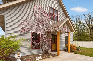 20567 Scott Dr, Pine City, MN 55063 - Photo 9