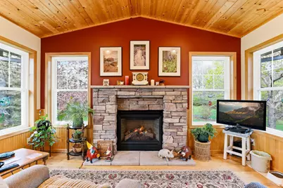 12270 Europa Avenue N, Saint Paul, MN 55110 - Photo 9